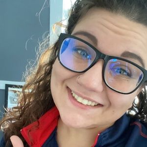 Meet your Posher, Anastasia